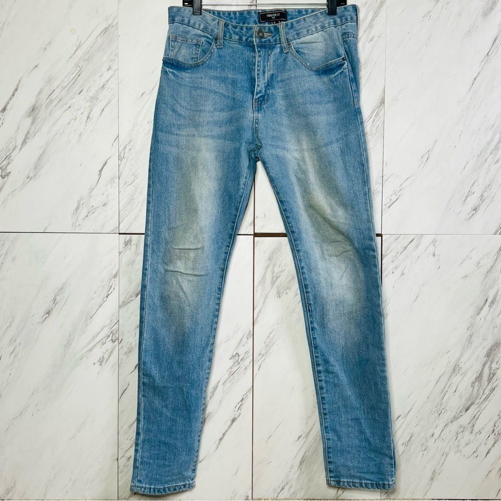 3/$50 Forever 21 Men Light Wash Stretch Skinny Denim Jeans Mens Size 33